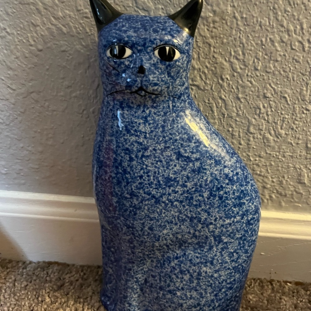 Blue Ceramic Cat Figurine vintage 1970’s